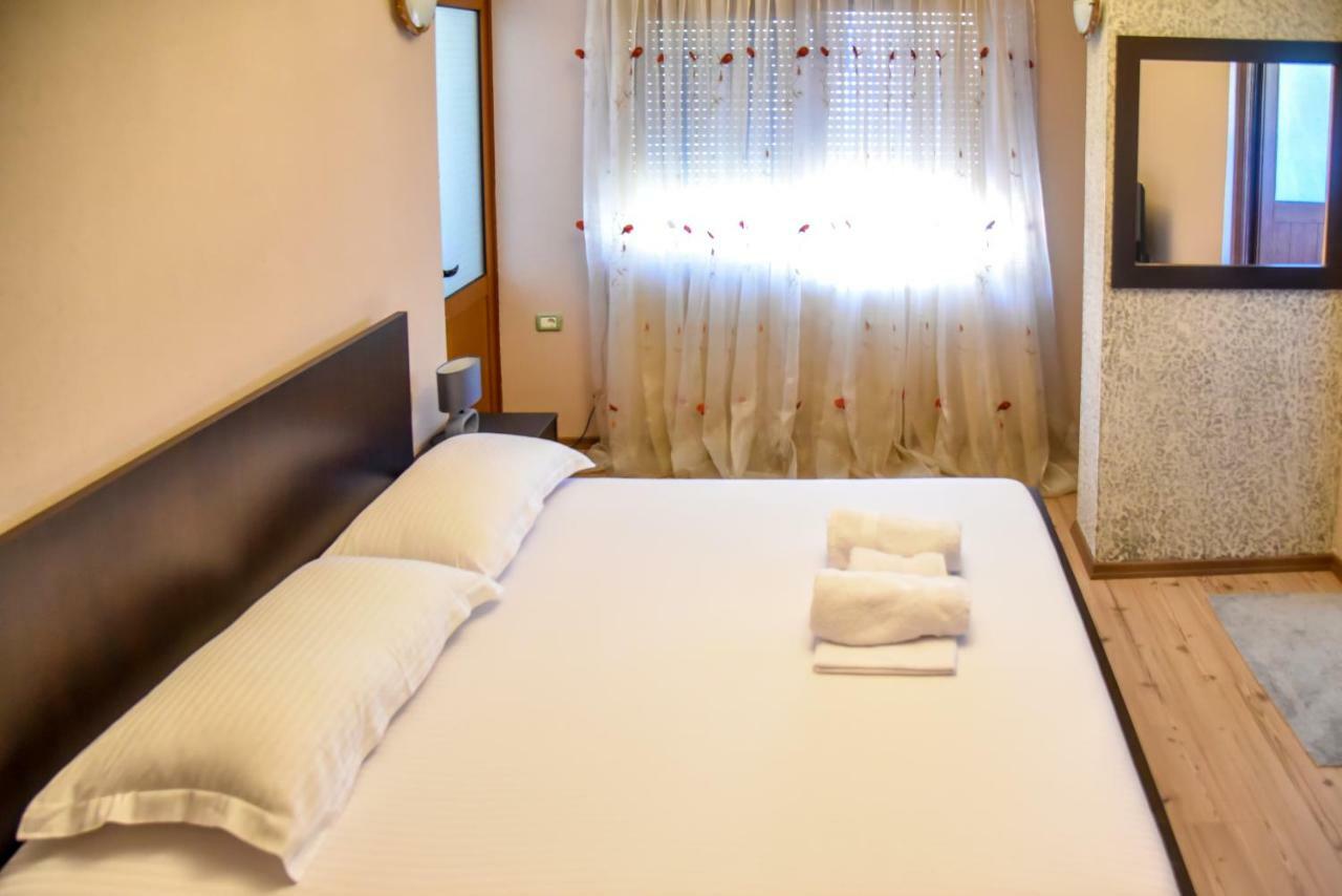 Hotel Sofra Gjirokastër 외부 사진